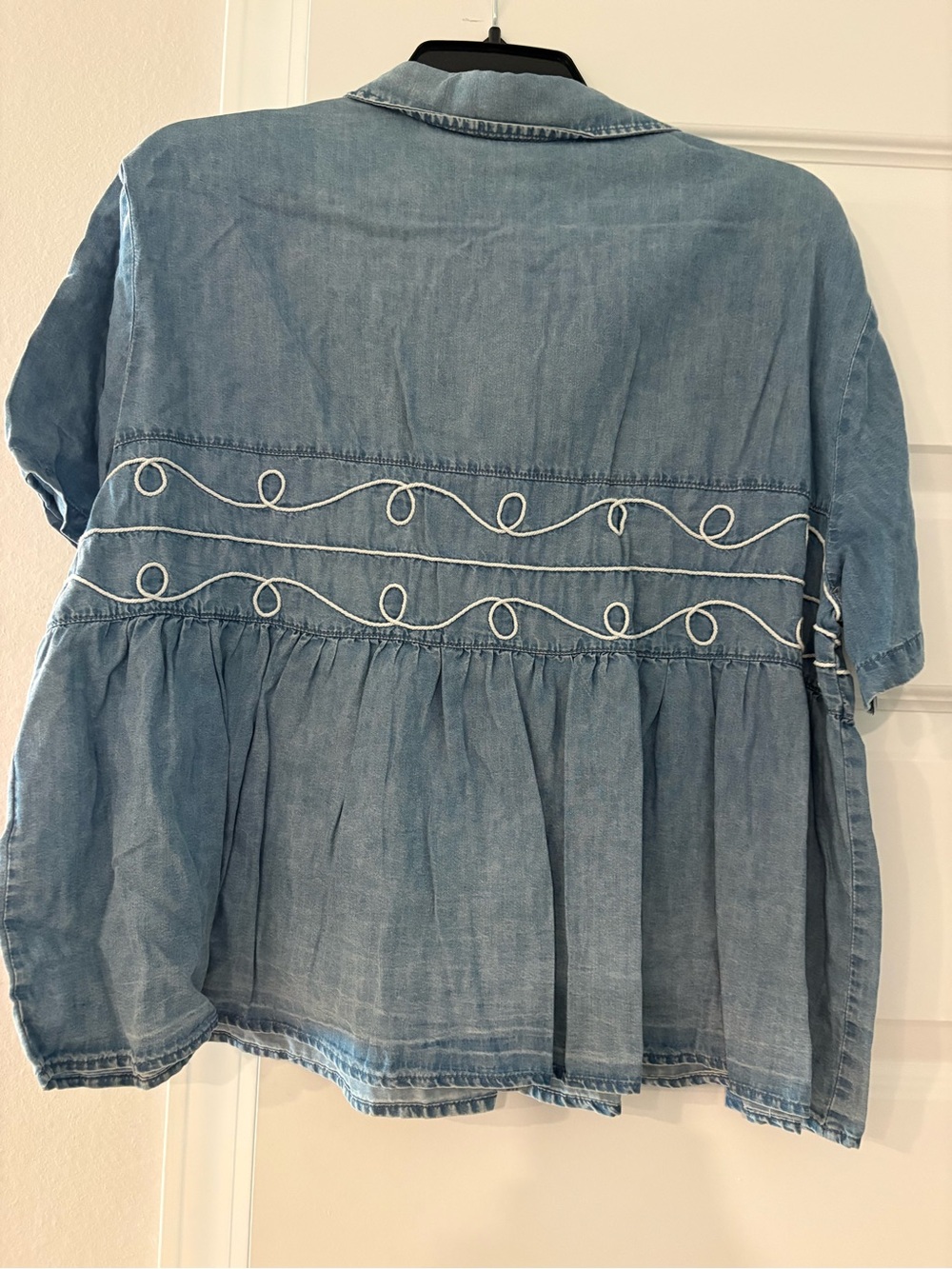 2FLYco. Denim pearl snap-Front Peplum Top - Light Blue - Picture 2 of 3